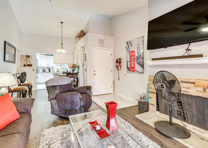 Haven W/ Patio, Heated Pool & Hot Tub Access * Mesa