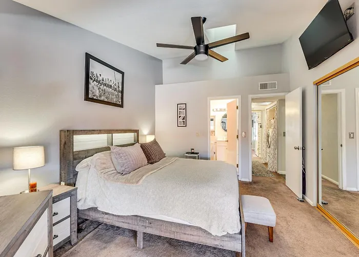 Haven W/ Patio, Heated Pool & Hot Tub Access * Mesa