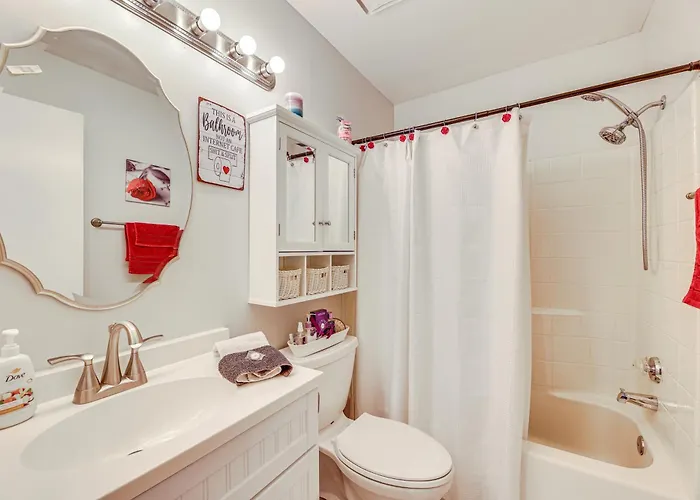 Haven W/ Patio, Heated Pool & Hot Tub Access